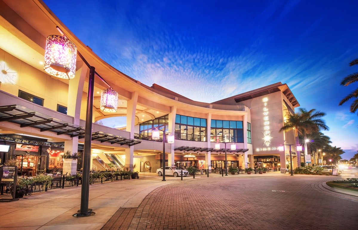 Mercato shopping center