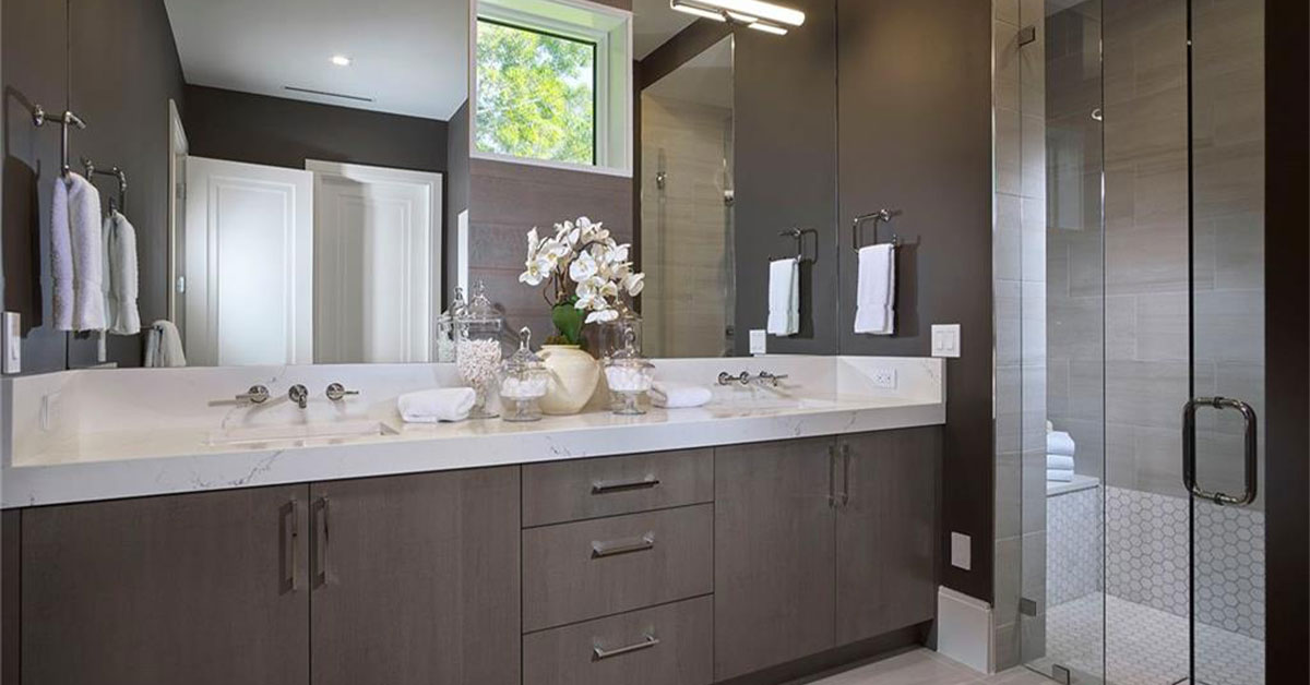 Guest Bathroom – Whispering Pine