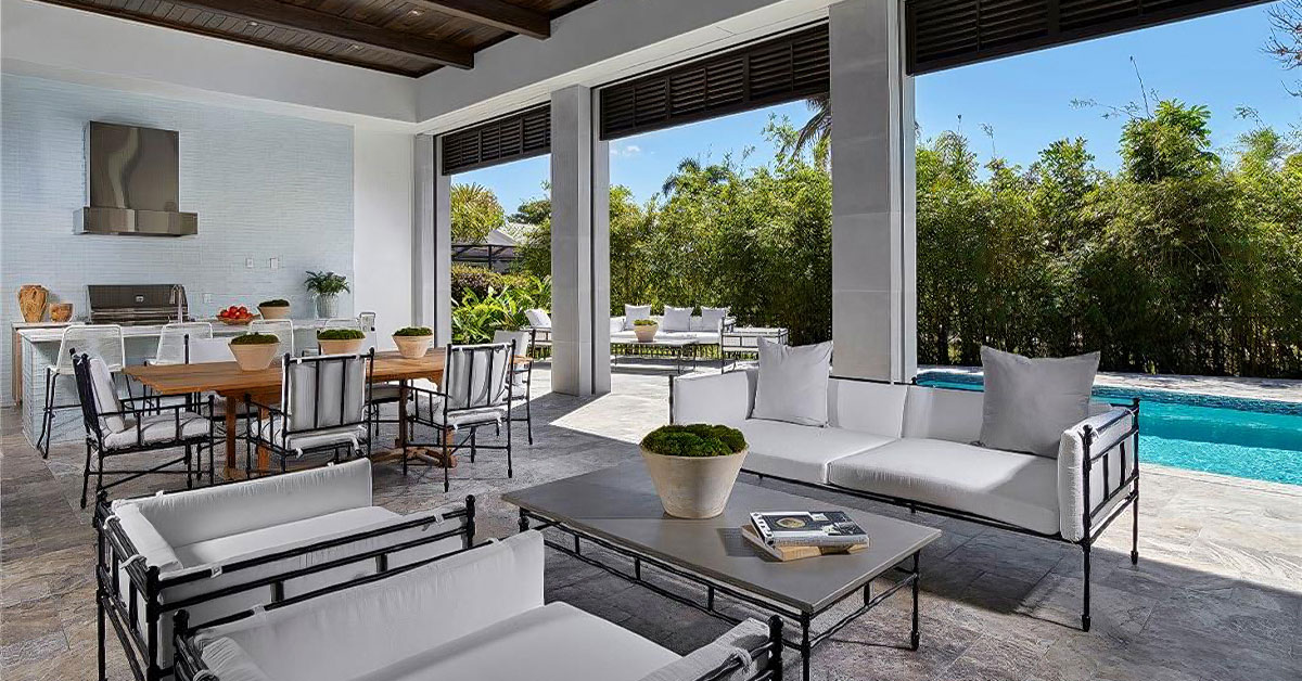 Outdoor Patio – Whispering Pine