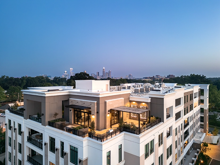Rooftop lounge and bar at The Regent at Eastover